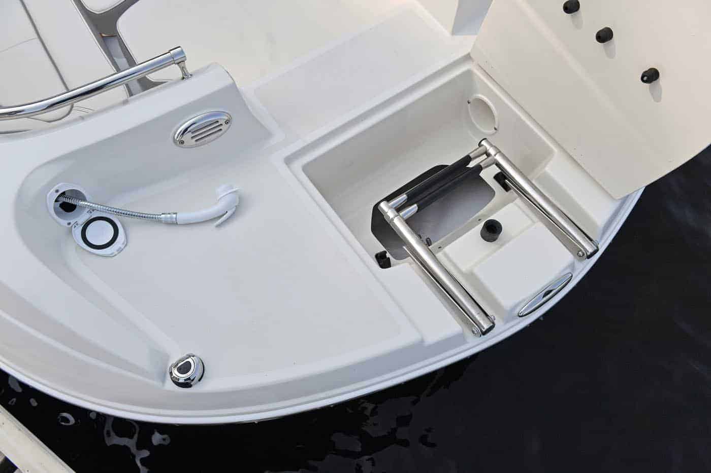stingray-boats-201dc-detail-012