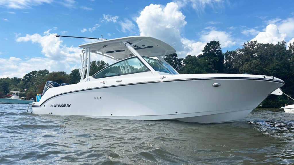 Stingray-Boats_259DC