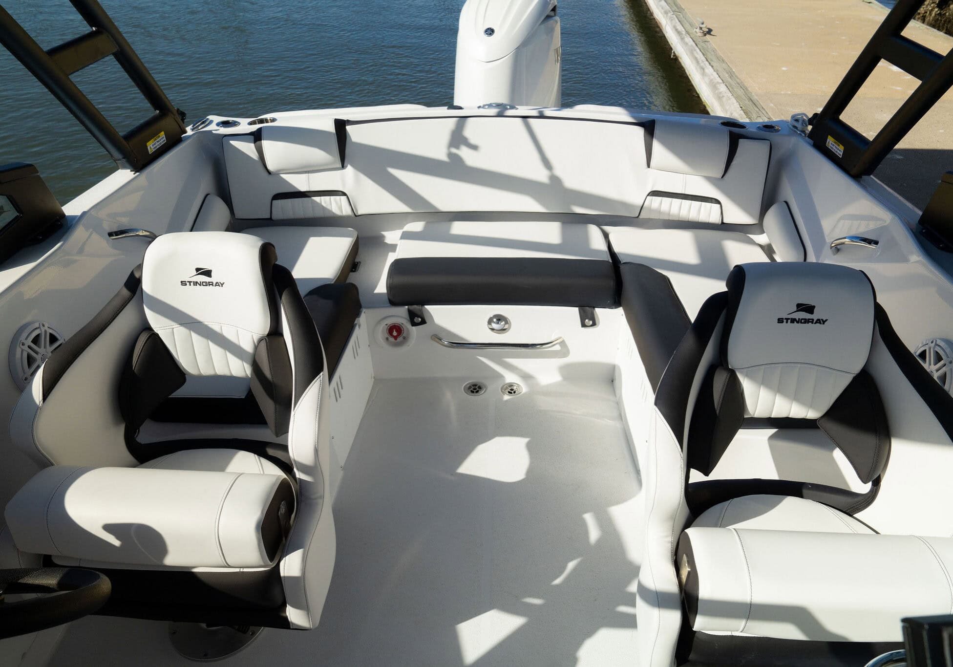 StingraySelects-CLW-0654