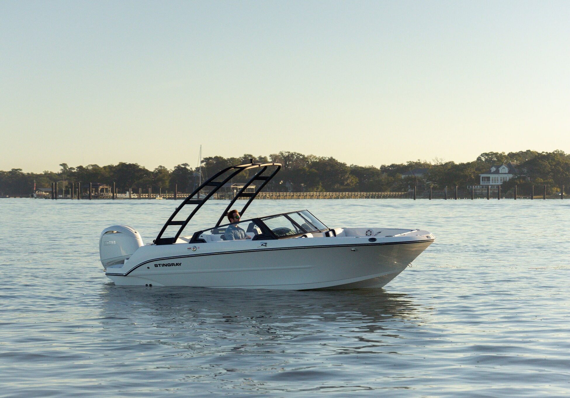 StingraySelects-CLW-103