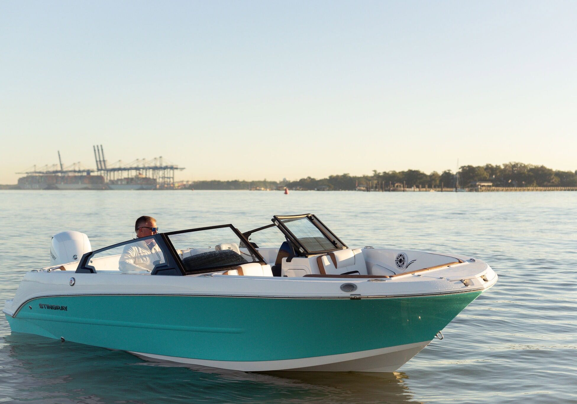 StingraySelects-CLW-104